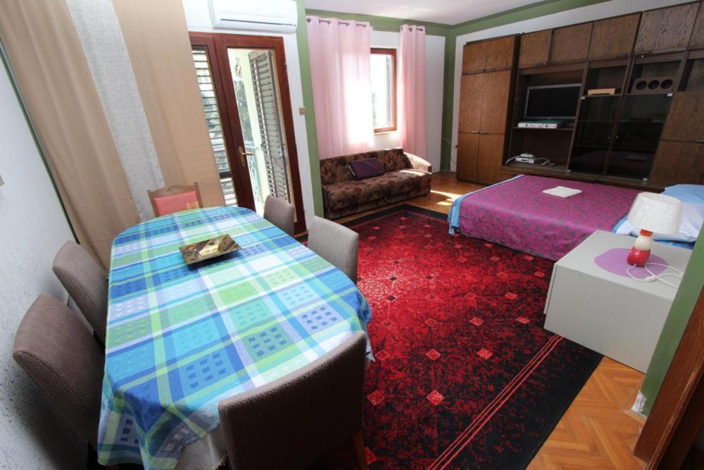 Apartments Sandra Rovinj Habitación foto