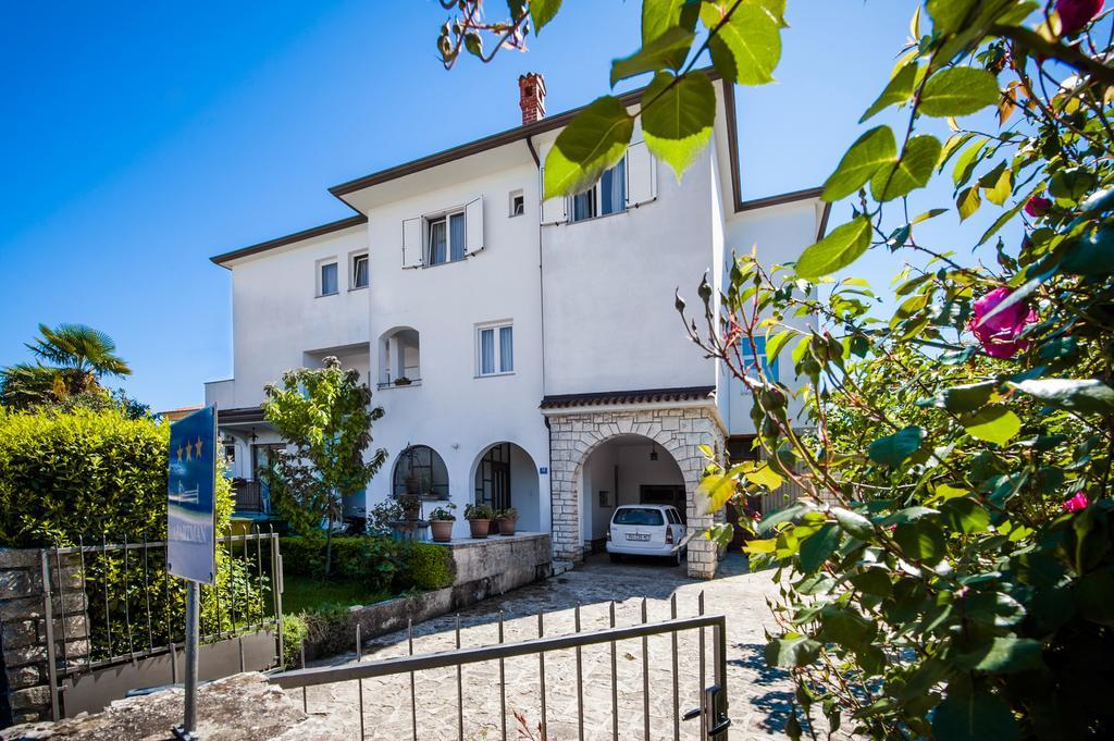 Apartments Sandra Rovinj Exterior foto